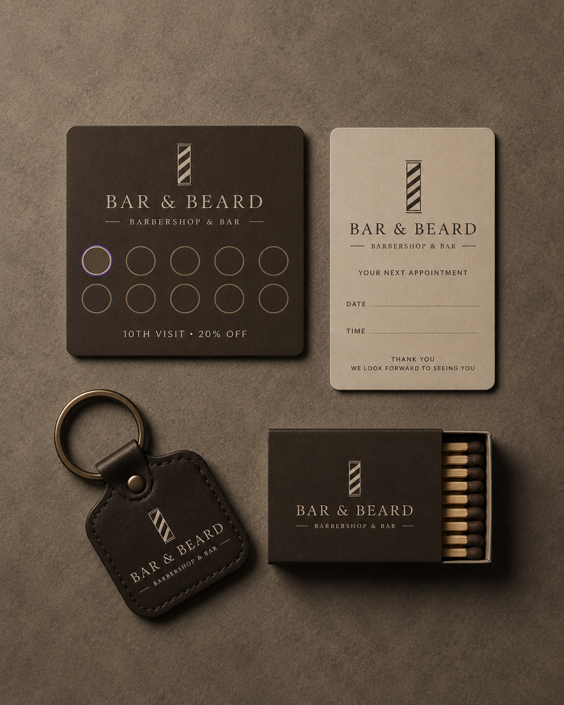 Barberstoel met Bar & Beard cape en handdoek