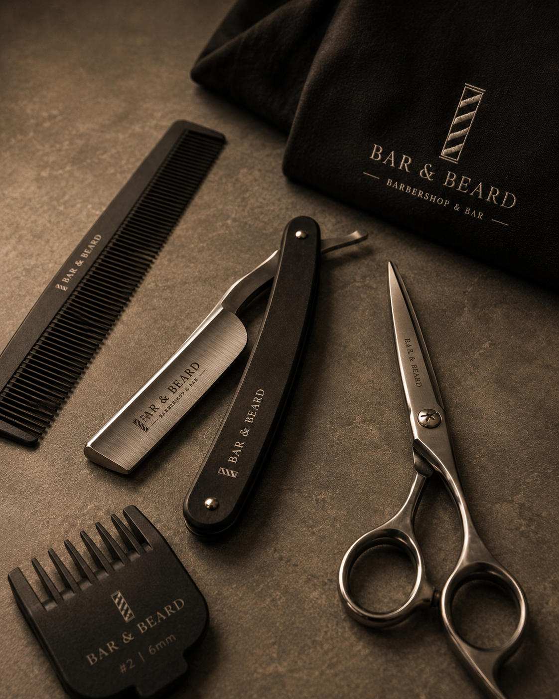 Barbertools op een warme mortex ondergrond